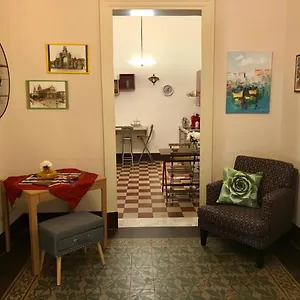 https://balilla-apartment.taorminaitalyhotels.com
