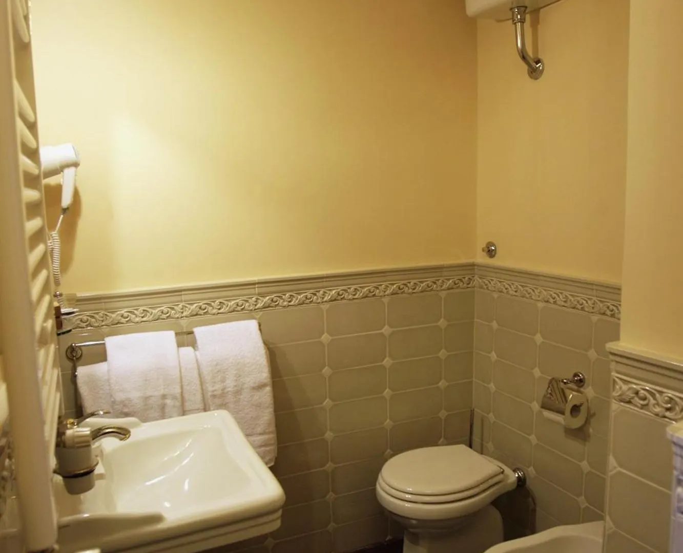 Casa De Fiori Apartments Rome Guest house