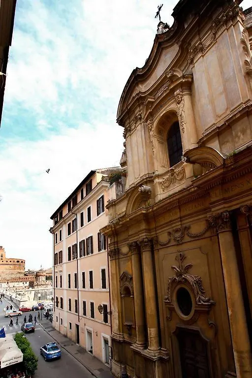 Guest house Casa De Fiori Apartments Rome